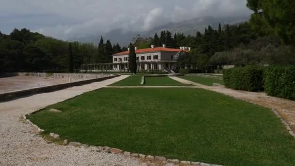 La Villa Milocer è una delle più belle località del Bu — Video Stock