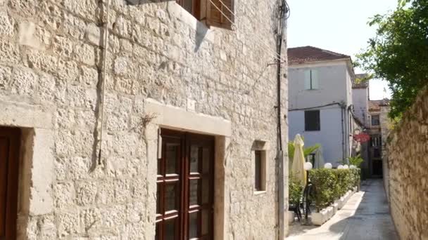 Trogir eski şehir. Çevre Split, Hırvatistan. — Stok video