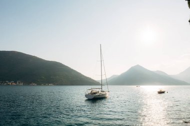 Perast Antik şehir Kotor Körfezi, Monteneg yelkenli