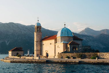 Gospa Adası od Skrpjela, Kotor Koyu'ndaki, Karadağ.