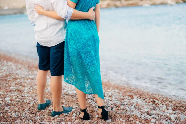 Novio Abraza Novia Playa Boda Montenegro Croacia —  Fotos de Stock