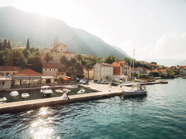 Prcanj, Montenegro La baia di Kotor. Chiesa della Natività di t — Foto Stock