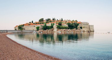Sveti Stefan Adası. Panoramik çekim
