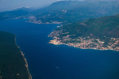 Karadağ sahil, uçak görünümünden.