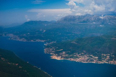 Karadağ sahil, uçak görünümünden.