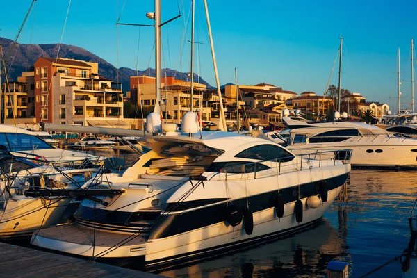 Yachts and boats in the Adriatic Sea — Stock Photo, Image