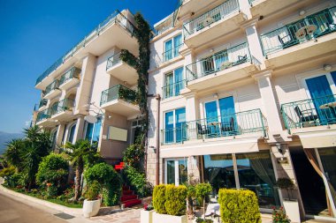 Dağlarda deniz kenarında Villa