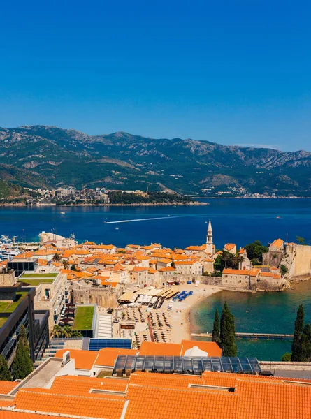 Vista panoramica della Riviera di Budva dal ponte di osservazione — Foto Stock