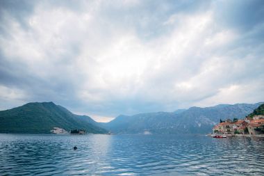 Gospa Adası od Skrpela Boko Kotorsky Körfezi'nde