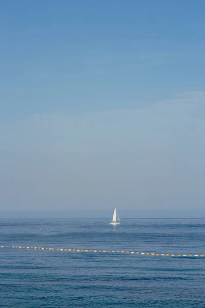 Yates y barcos en el mar Adriático — Foto de Stock
