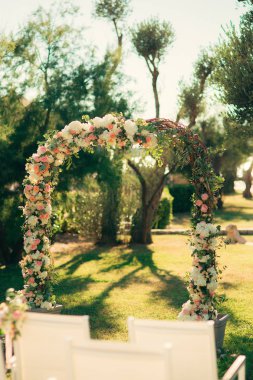 Düğün için kemer.