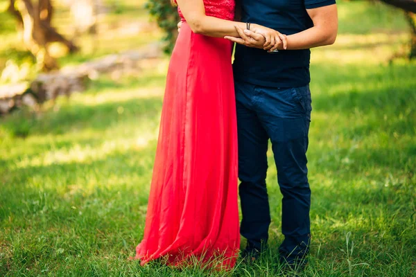 Newlyweds hug each other in Montenegro — Stock Photo, Image