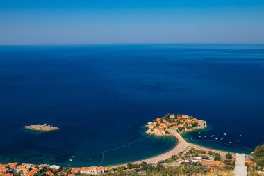 Sveti Stefan Adası. Panoramik çekim