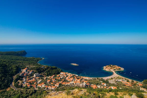 Νησί του Sveti Stefan. Πανοραμικό στιγμιότυπο — Φωτογραφία Αρχείου