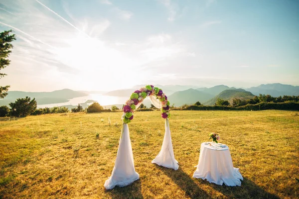 Γαμήλια τελετή στα βουνά — Φωτογραφία Αρχείου