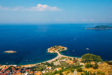 Sveti Stefan Adası. Panoramik çekim