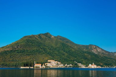 Gospa Adası od Skrpela Boko Kotorsky Körfezi'nde