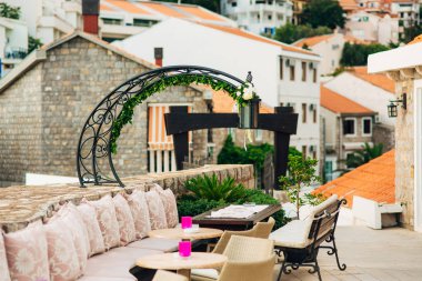 Sokaklarda sokak retro fener