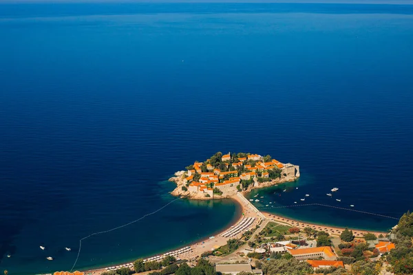 Ostrov Sveti Stefan. Panoramatický záběr — Stock fotografie