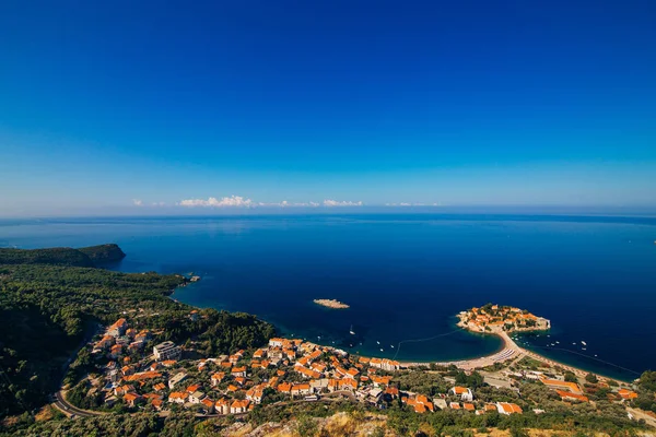 Sveti Stefan Adası. Panoramik çekim