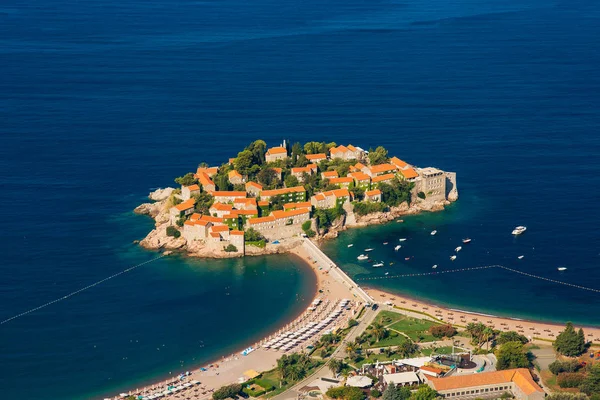 Ostrov Sveti Stefan. Panoramatický záběr — Stock fotografie