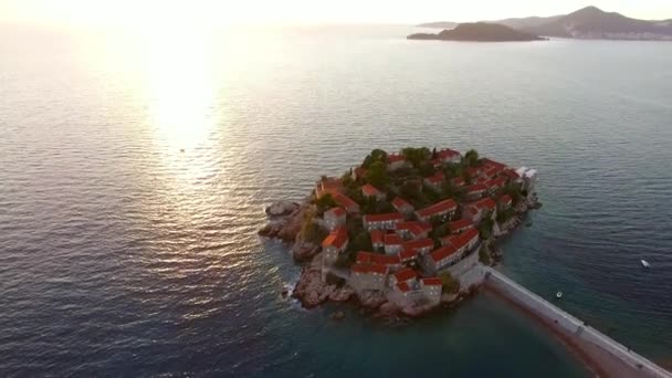 Остров Святого Стефана, аэрофотосъемка — стоковое видео