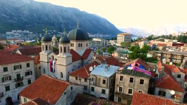 Kostel pravoslavný kostel svatého Mikuláše z Kotor, Černá Hora, — Stock video