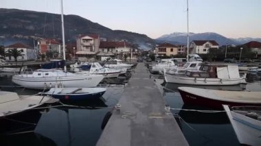 Tekne marina Karadağ