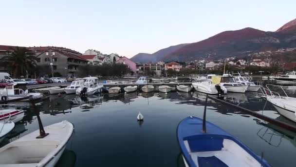 Пристань для яхт у Чорногорії — стокове відео