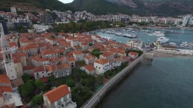 Eski şehir, Budva, drone ile çekim hava