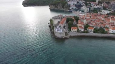 Eski şehir, Budva, drone ile çekim hava