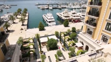 Regent Hotel, Tivat, Karadağ, Porto Karadağ alan. Sağa sola görüntülemek