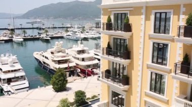 Regent Hotel, Tivat, Karadağ, Porto Karadağ alan. Sağa sola görüntülemek