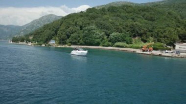 Kotor Körfezi bota. Karadağ, Adriyatik su