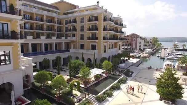 Regent Hotel, Tivat, Karadağ, Porto Karadağ alan. Hava s — Stok video