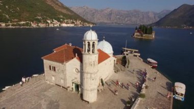 Gospa Adası Kotor Koyu'ndaki, Karadağ Skrpjela od. Hava s