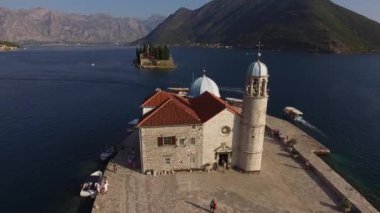 Gospa Adası Kotor Koyu'ndaki, Karadağ Skrpjela od. Hava s
