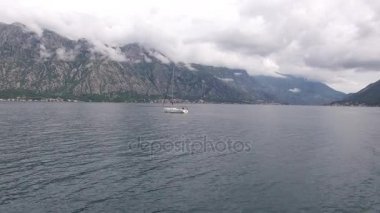 Kotor Körfezi, hava fotoğrafçılığı dron, Adriati yat