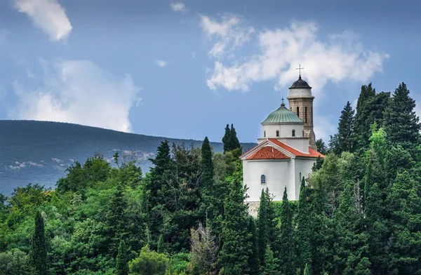 Small Cathedral with a View — Stock Photo, Image