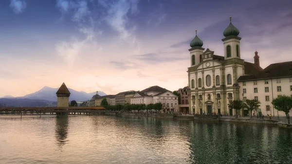 Staden av Lucern i Schweiz — Stockfoto
