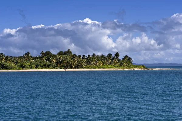 Piccola Isola Tropicale Nell Oceano Atlantico Largo Della Costa Porto — Foto Stock