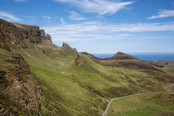 Quiraing Sesuv Půdy Východní Straně Ostrova Skye Skotsku — Stock fotografie