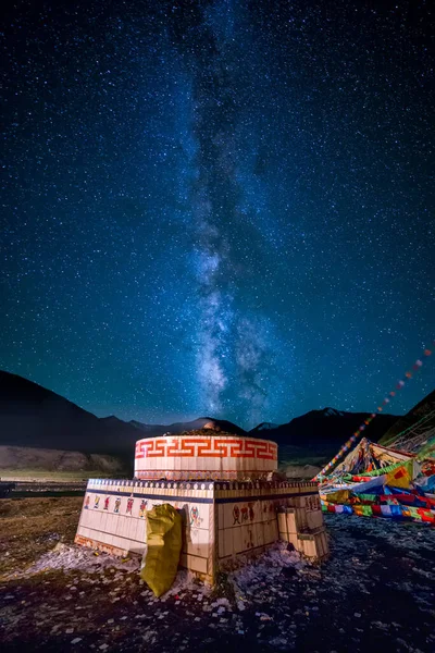 Site Bouddhiste Tibétain Sacré Avec Voie Lactée — Photo