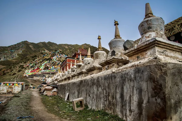Reihe Alter Stupas Qinghai China — Stockfoto