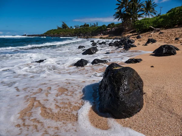 Roches Noires Lave Sur Plage Okipa Maui Hawaii — Photo