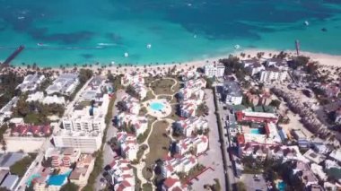 Punta cana plajı Dominik Cumhuriyeti 'nde bir Karayip plajı 1080 fps