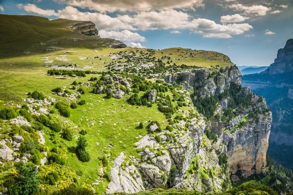 Kanyon de Anisclo içinde Parque Nacional Ordesa y Monte Perdido, Spa — Stok fotoğraf