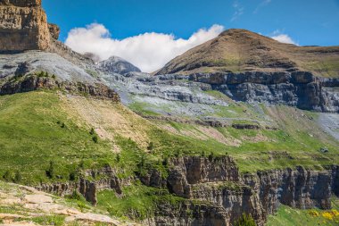 Ordesa Vadisi Milli Parkı, Aragon Pyrenees dağlarda, 