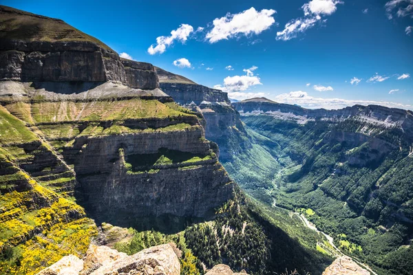 Kaňonu Ordesa National Park, Pyreneje, Huesca, Aragon, Španělsko — Stock fotografie