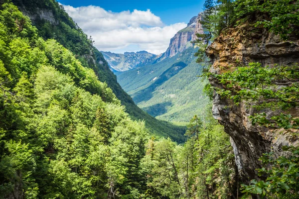 Bergen in de Pyreneeën, Nationaal Park Ordesa Valley, Aragon, — Stockfoto